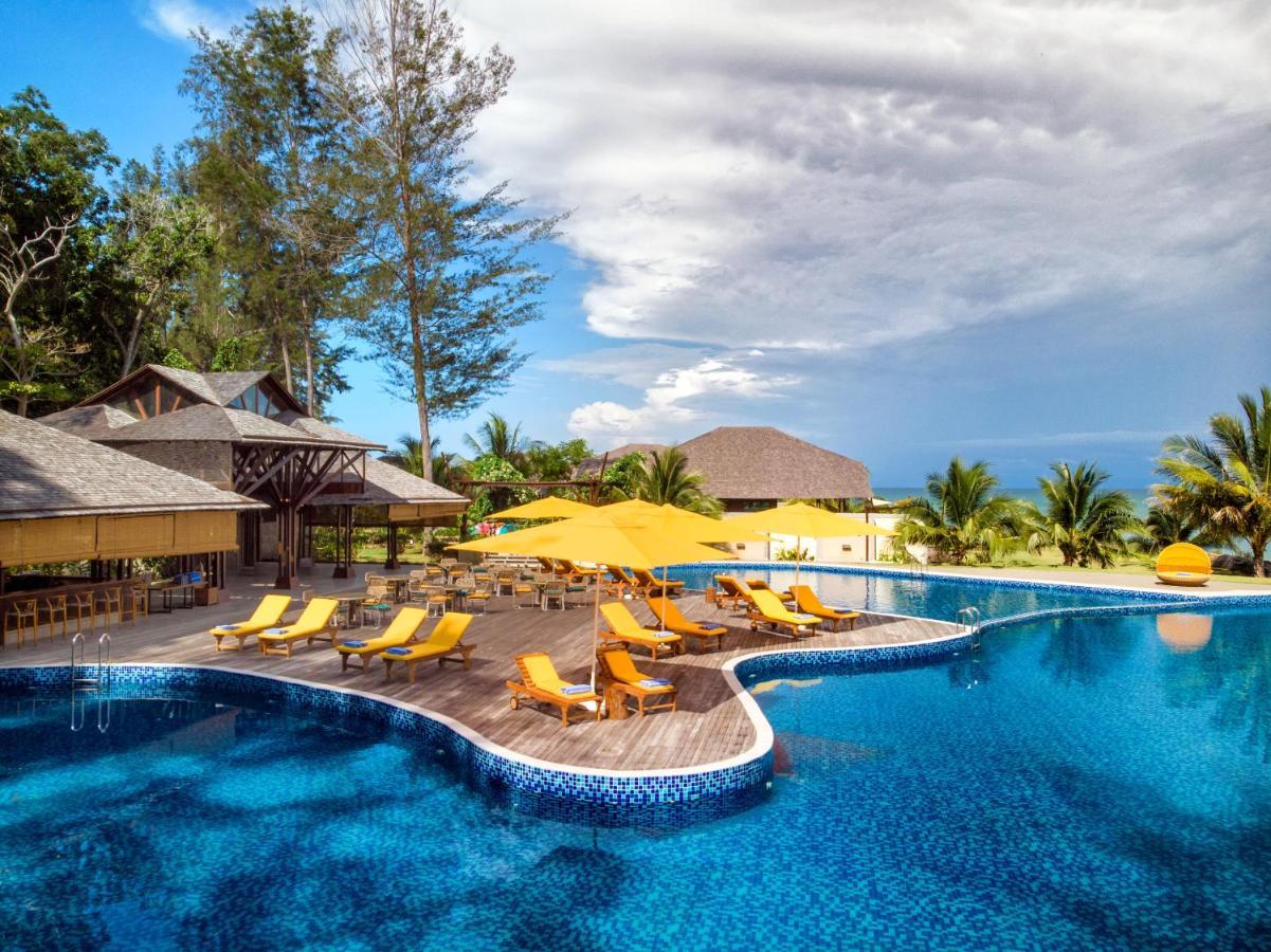 Borneo Eagle Resort Kota Kinabalu Exterior foto